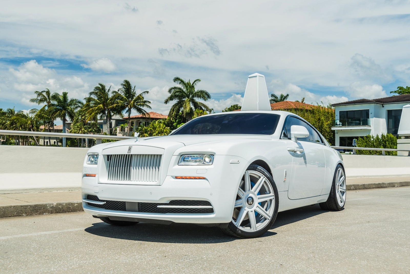 2014 Rolls-Royce Wraith 700HP Tune, Star Headliner, One-of-One White Spec